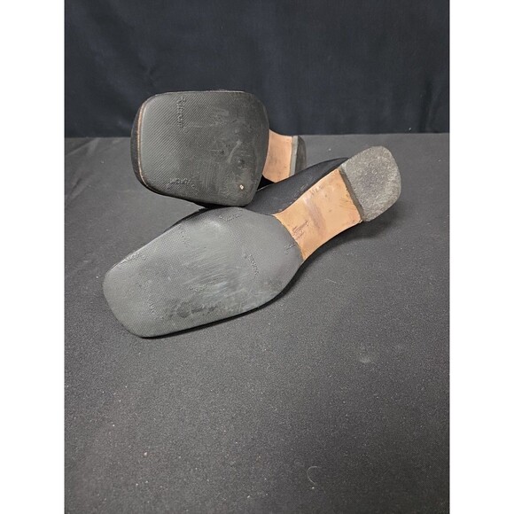 SALVATORE FERRAGAMO 7.5 AA Extra Narrow Fabric Canvas Loafer Buckle Logo Pump - Picture 6 of 6